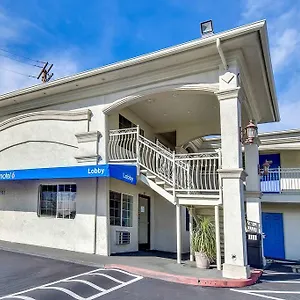 6 Garden Grove