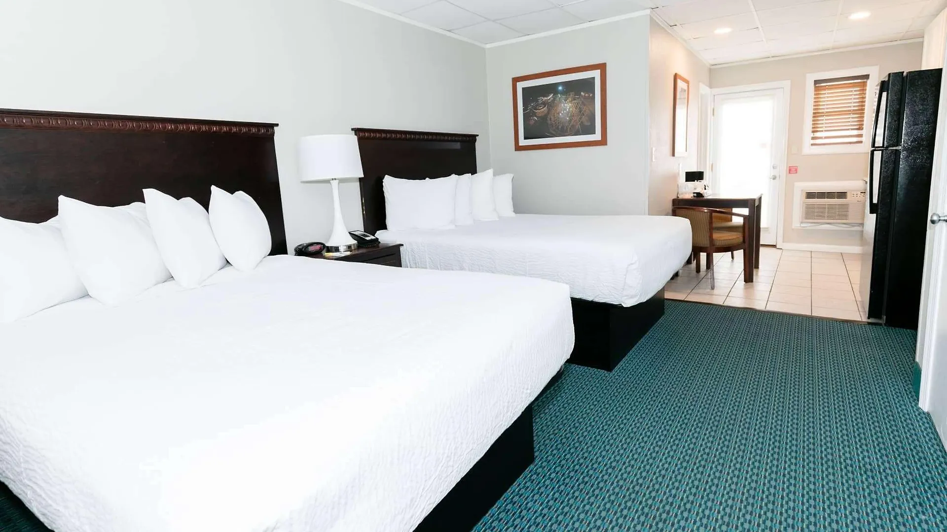 Days Inn By Wyndham Ocean City Oceanfront