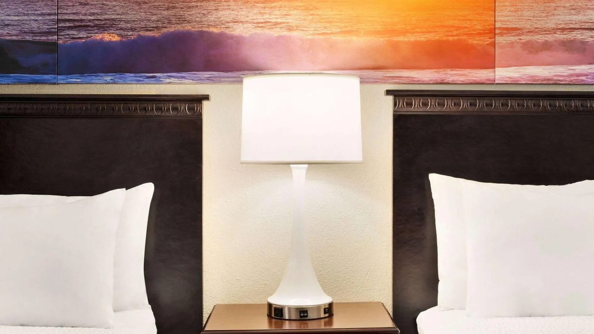*** Hotel Days Inn By Wyndham Ocean City Oceanfront United States